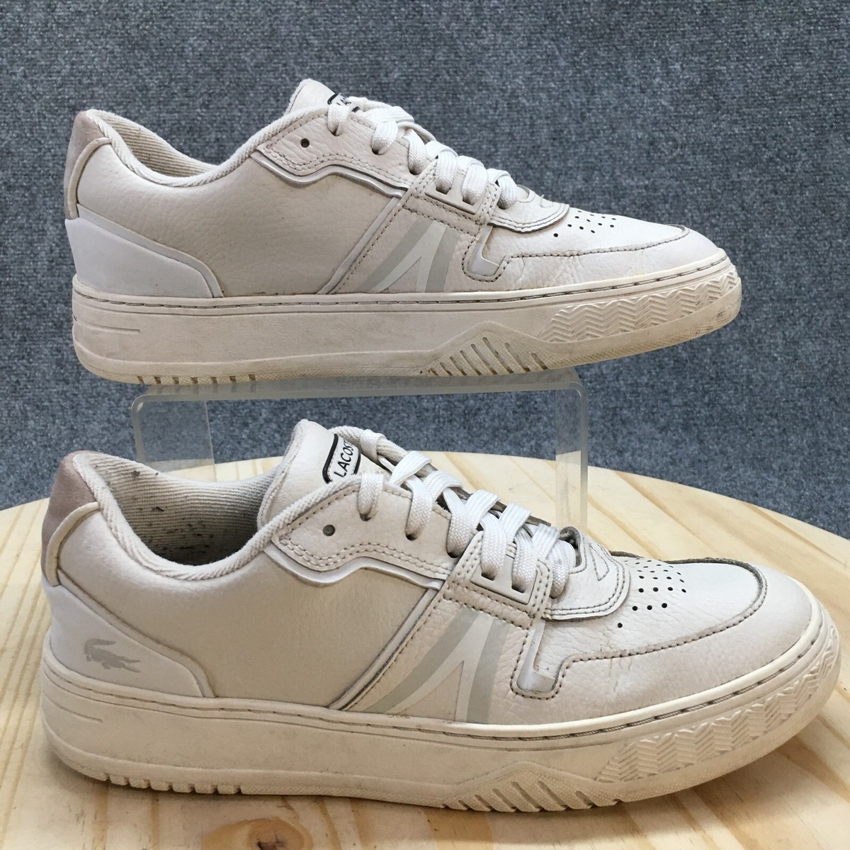 Lacoste Shoes Womens Low Top Sneakers White Faux Leather Lace Up Casual