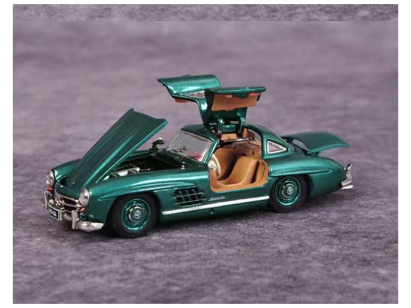 MB Mercedes Benz 300 SL Gull Wing - Full opening - greenmetallic