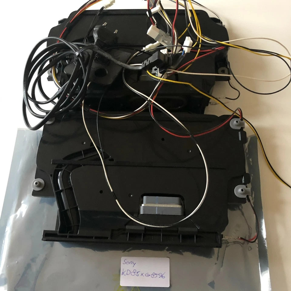 Haut-parleurs Sony KD-85XG8596 + câble d'alimentation - Photo 1/1