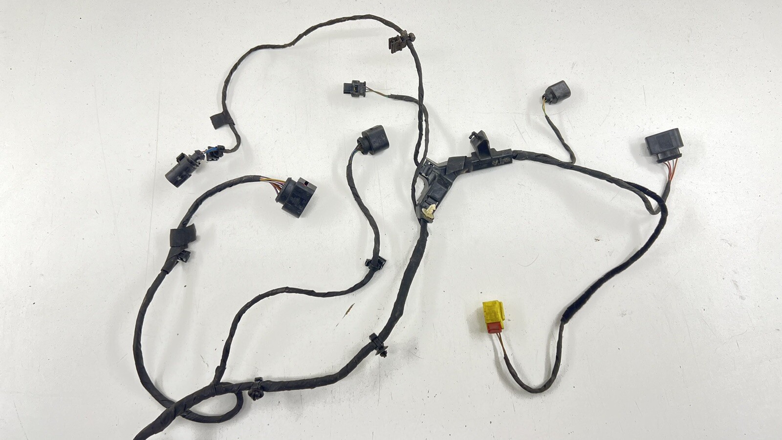 13-18 BENTLEY FLYING SPUR W12 LEFT FRONT ENGINE BAY WIRING WIRE HARNESS OEM