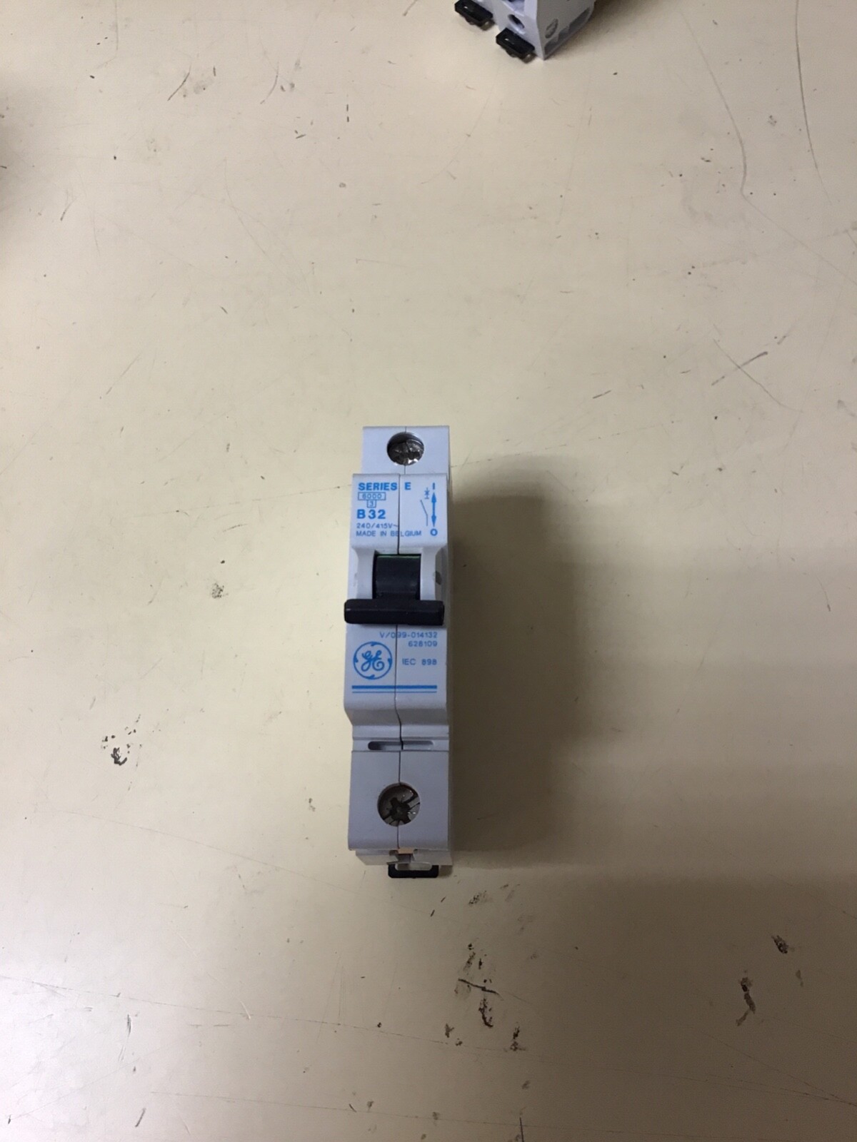 DZ47-63Z /C32 DC Circuit Breaker/MCB In Interruttori - Foto 12