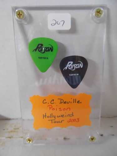 POISON "C.C. DEVILLE" 2 GUITAR PICK/CASE~2003 HOLLYWEIRD PICK (#207)