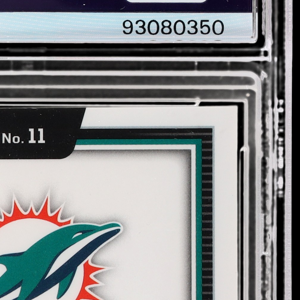 2023 Panini Obsidian Tyreek Hill #11 PSA 10 Black Color Blast Football Gem Mint view 9