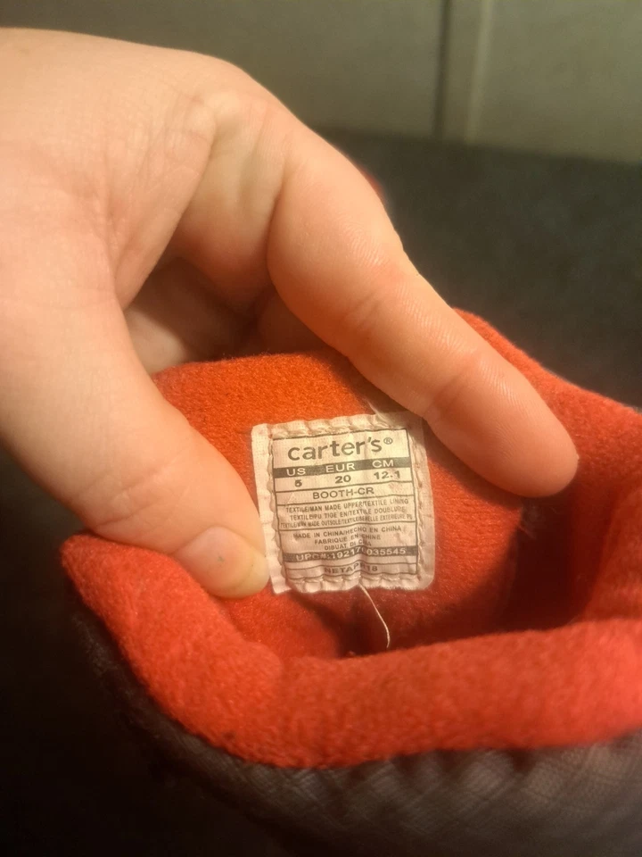 Botas de nieve Carter's para niños pequeños talla 5 Foto 4 de 4