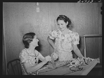 #ad #ad Harlingen Texas. FSA Farm Security Administration camp. Hooking a rug $9.99