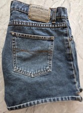 Vintage Jordache Women  s Denim Shorts Size 13 / 14 Dark Blue Jeans