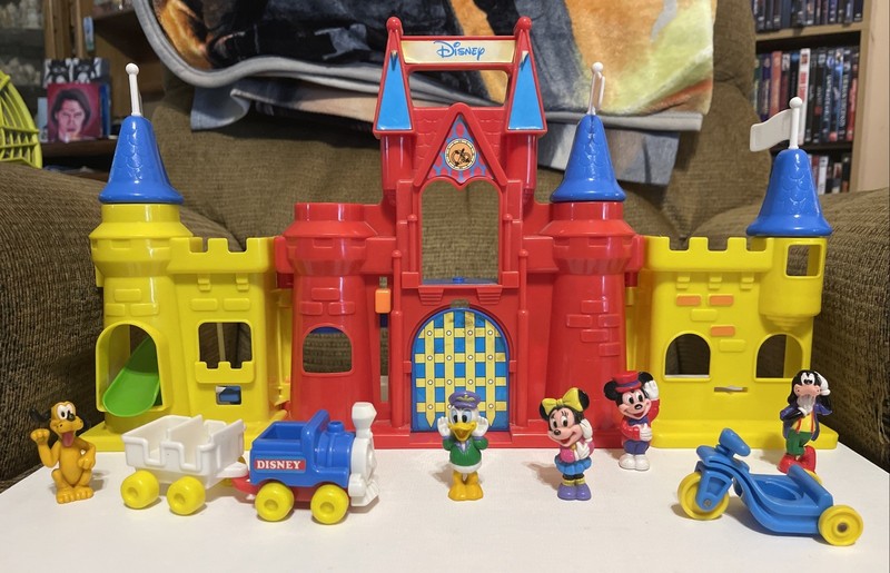 Vintage Arco Disney Castle Fold Up Playset Plastic w/5 Mini Figures Train Bike