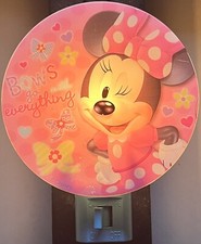 Disney Minnie Mouse Wall Plug-In Night Light "Bows Go with Everything" Works 