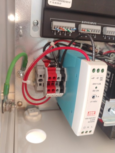 Kentrox RMC-700 Intelligent Site Management Device w/ Accessories and enclosure - Picture 6 of 12