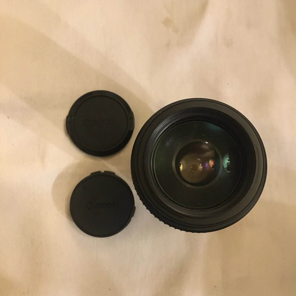 Canon EF 75-200mm f/4.5-5.6 III Telephoto Zoom Lens *EX* - Image 3 of 4