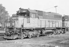 Milwaukee Road EMD SDL39 589 at Austin, Minnesota 5 x 7 Photo