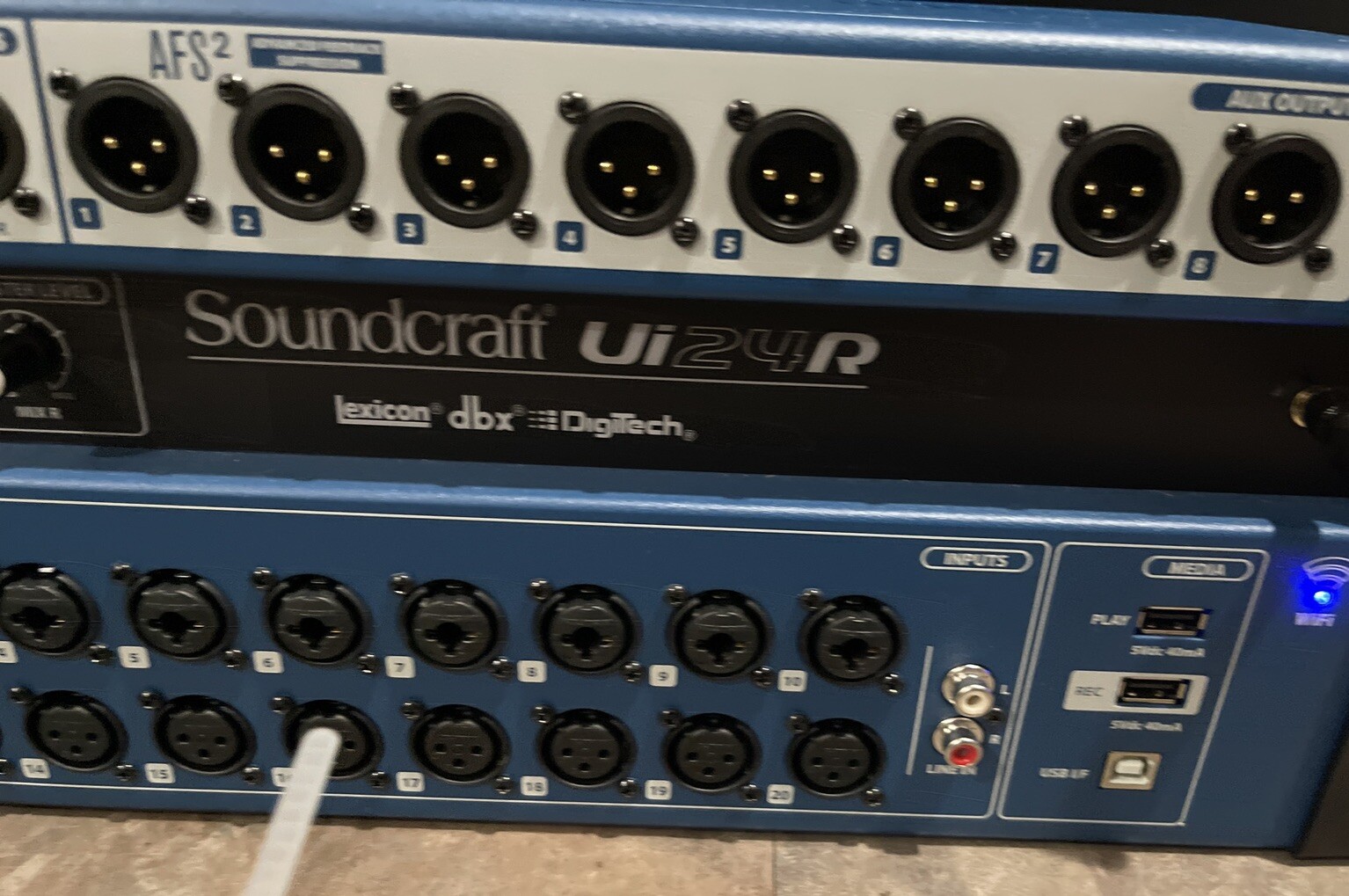 Soundcraft Ui24R Digital Mixer w/ Cords eBay