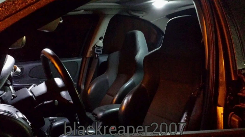 Kit de luces interiores LED blancas Dodge Neon y SRT4 2003-2005 Foto 2 de 4