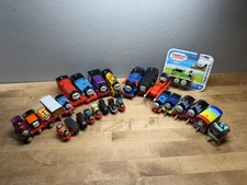 Lot of Thomas and Friends Railway Mixed Lot of 19 Train Cars 8 minis working 