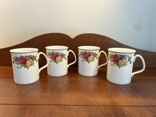 Set of 4 Vintage Royal Albert Old Country Roses Coffee Tea Mugs