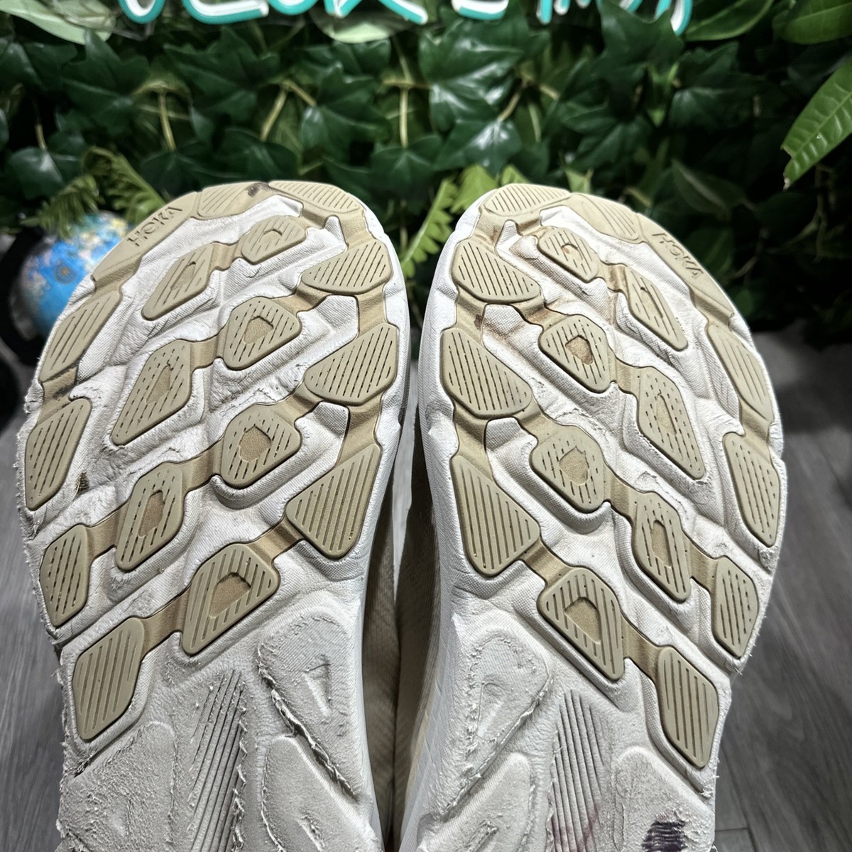 Hoka One One Clifton 9 Mens 12 D Shoes Beige Running Sneaker 