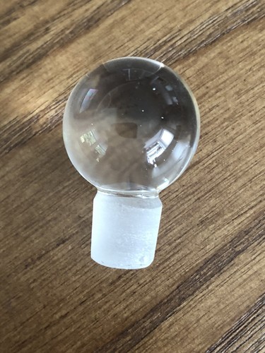 Un tappo in vetro sfera di cristallo trasparente lucido alto per bottiglia profumo, misura collo 8 mm - Foto 1 di 4