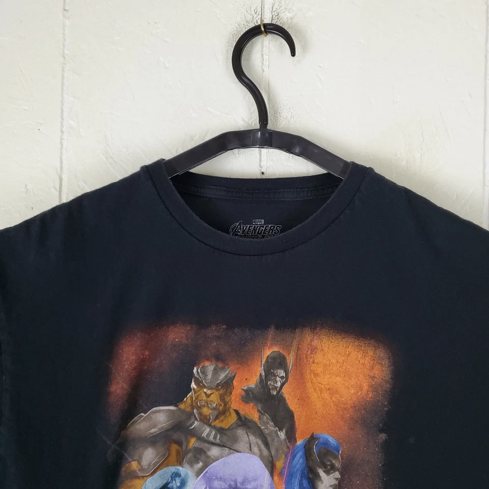 Camisa Avengers Para Hombre Grande Negra Gráfica Cuello Redondo Manga Corta Elastizada Marvel Foto 2 de 4