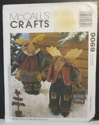 McCall's Crafts Pattern 9069 Reindeer Dolls & Tree Merry Christmasmoose 1997 New