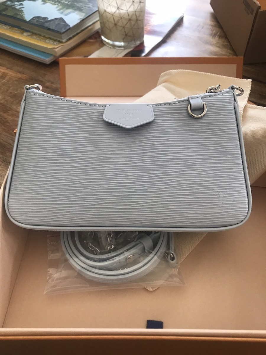 LOUIS VUITTON Easy Pouch On Strap Epi Leather Shoulder Bag Cream