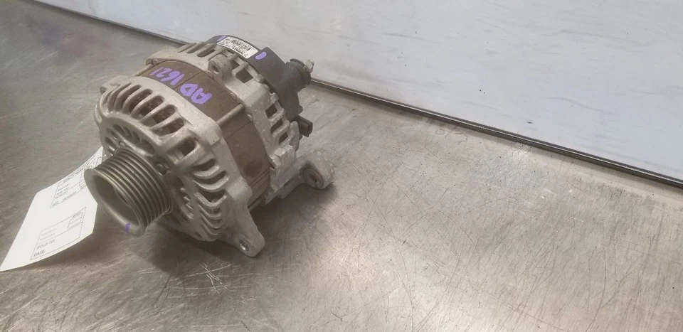 Alternador compatible con 20-21 TITAN 1809372 Foto 4 de 4