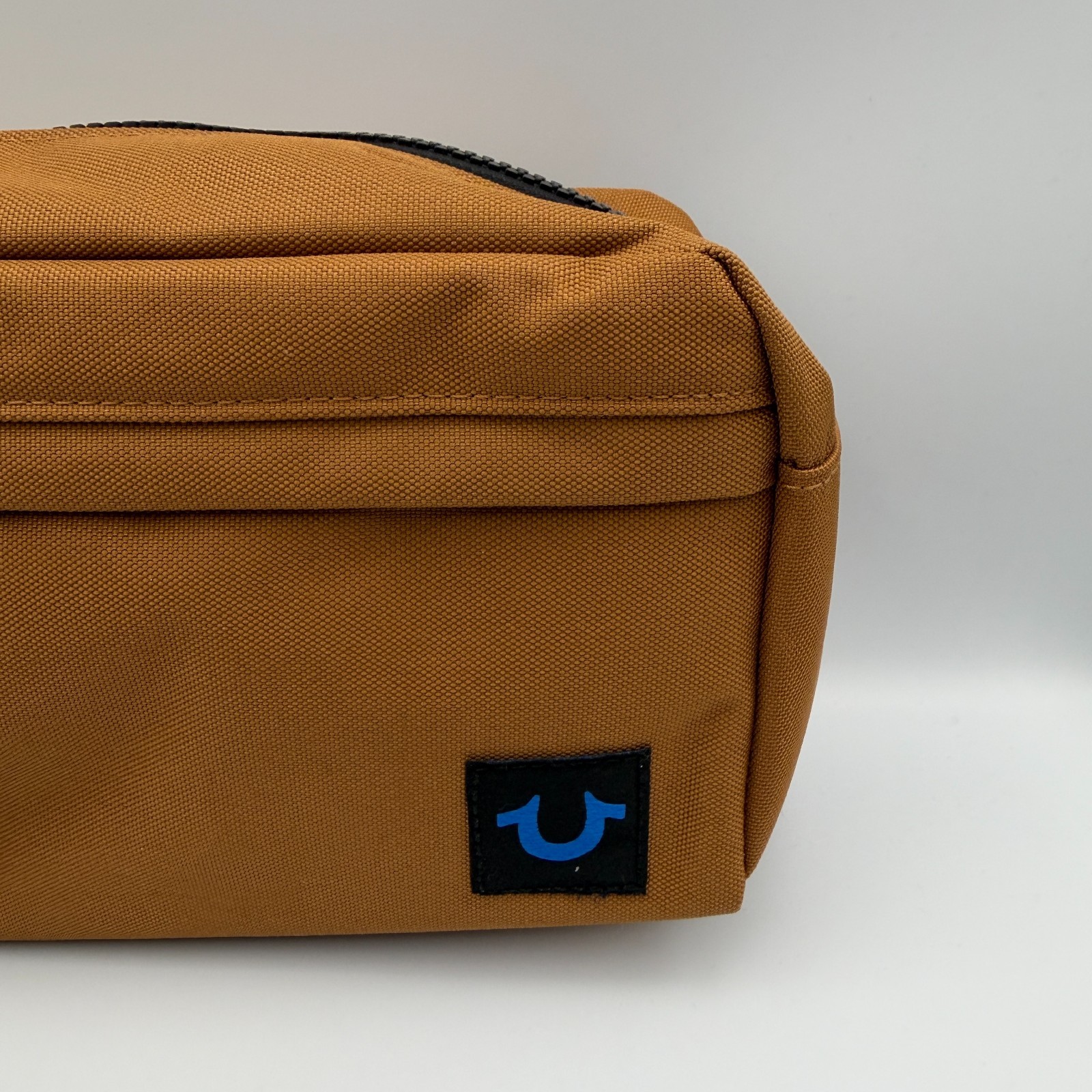 True Religion Men’s Aldis Toiletry Bag w/2 Travel Bottles Tan Canvas Logo NWT thumbnail 2