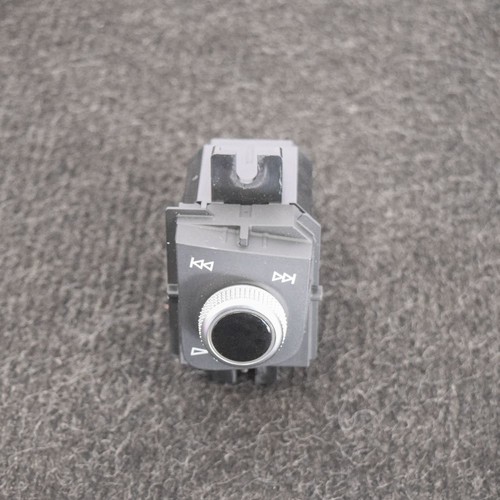 AUDI A4 8W2, B9 2018 Schalter 8W2919616