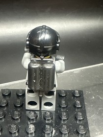 LEGO Minifigure SP096 OFFICER 4 Space Police 3 III 5972 5973