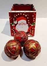 (3) WOODEN CHRISTMAS ORNAMENT BALLS W/BOX--GREENBRIAR INTERNATIONAL