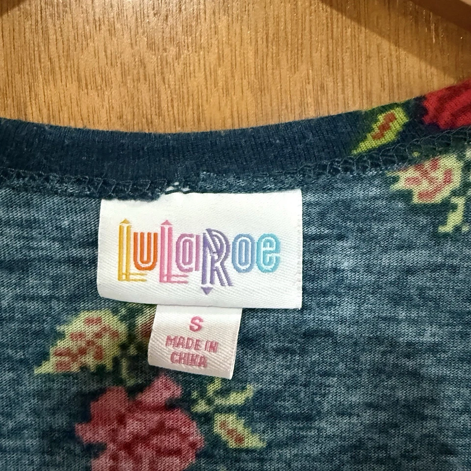 Женский жилет LuLaRoe Joy темно-красный с розами размер маленький - Изображение 4 из 4