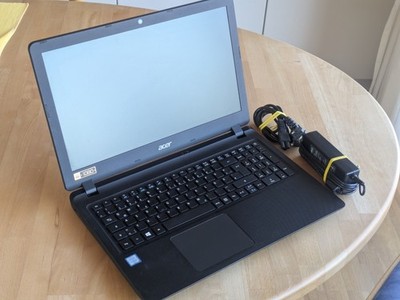 Acer Aspire ES1-572 Laptop i3-6006U 2 Ghz Full HD DVD HDMI Windows 11 MS Office