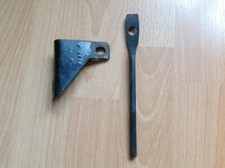 Rare ! Pour Ford Mustang II (1974/78) - 2 parties pour fixation de la batterie