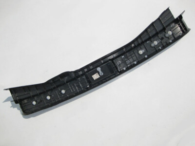 Mercedes-Benz A2516903925 9051 Trim boot opening lower black R 