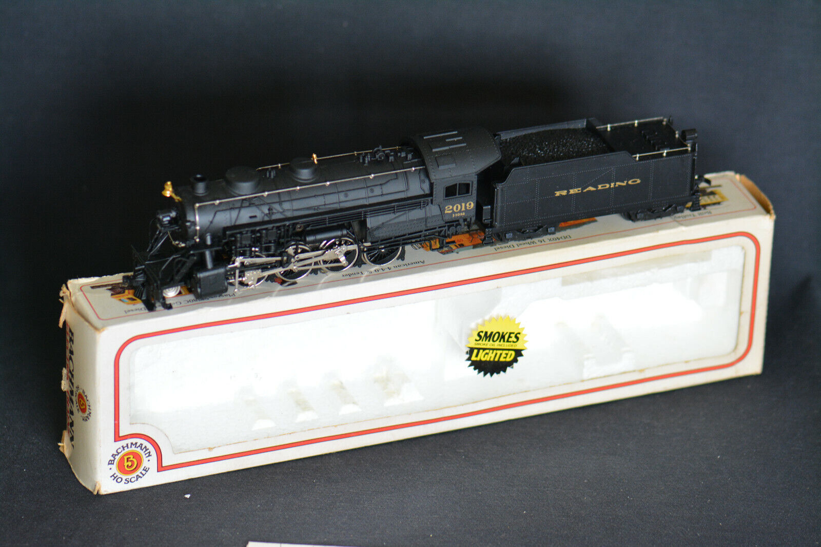 Bachmann41-530-10 Consolidation 2-8-0 locomotive Reading #2019 HO used