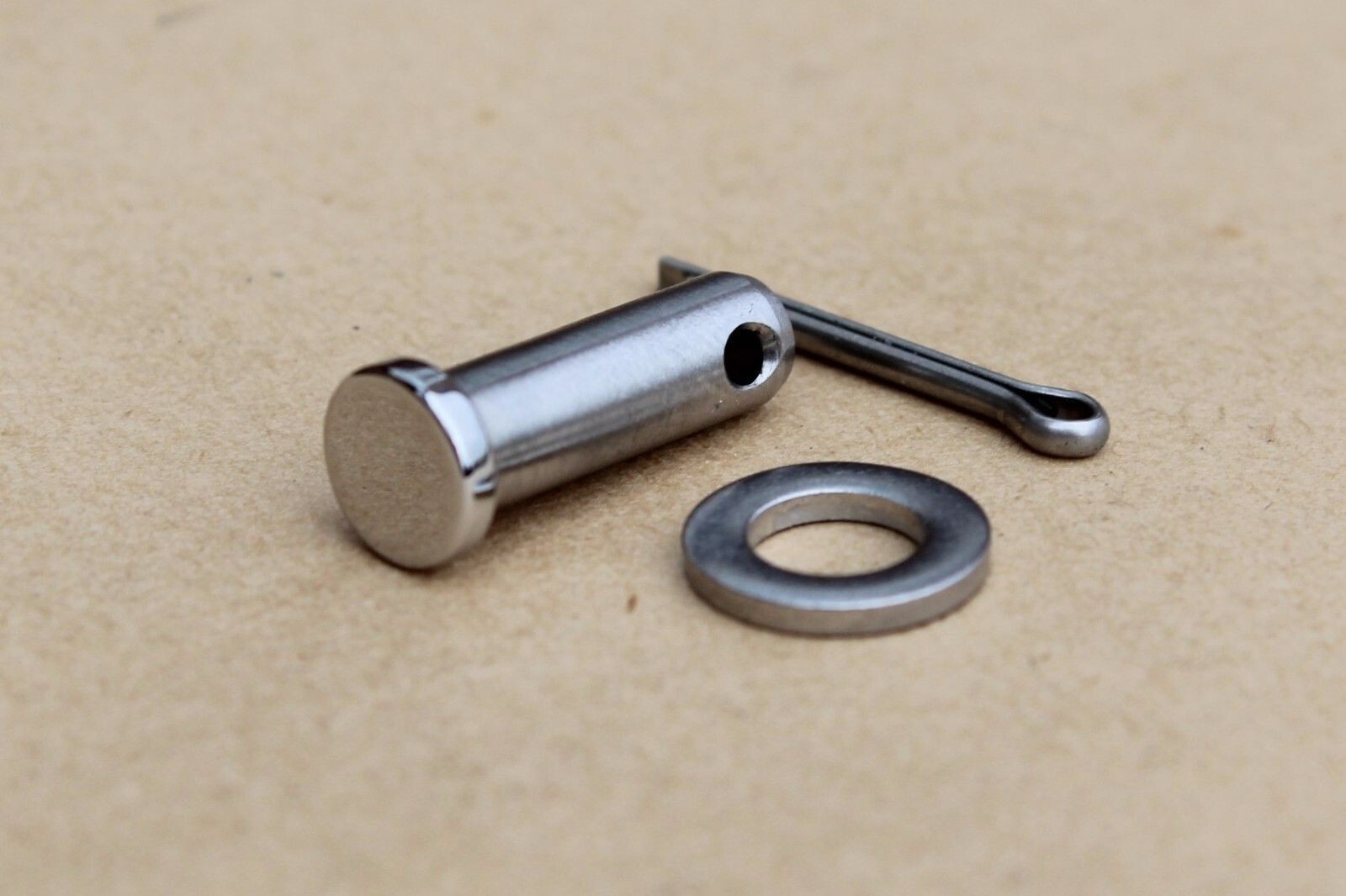 Écrou De Roue Avant Inox Suzuki GT750 GT550 GT380 GT250 - Réf. OEM 54721-31000 - CBF