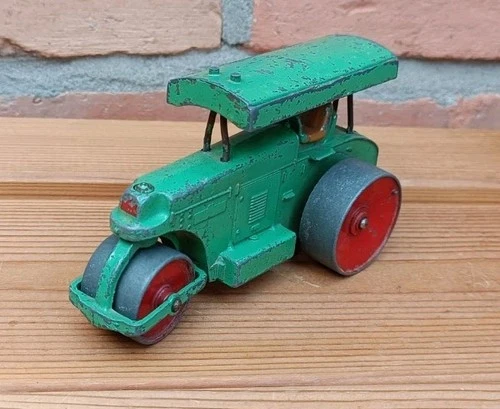 DINKY TOYS NO.25P / 251 AVELING BARFORD DIESEL ROLLER(Original)