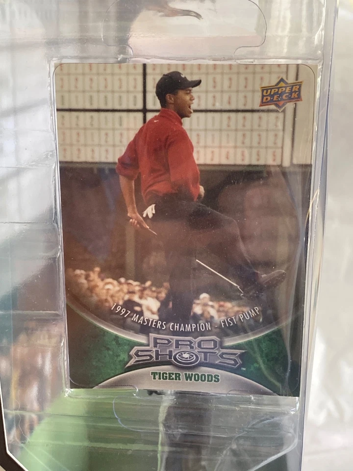 Figura de acción Tiger Woods Upper Deck 1997 Masters Champion Pro Shots nueva en caja Foto 3 de 4