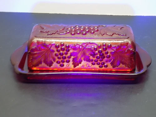 HTF Imperial Glass Ruby Red Cadmium Glass Grapes & Leaves 1/4 lb. Butter Dish
