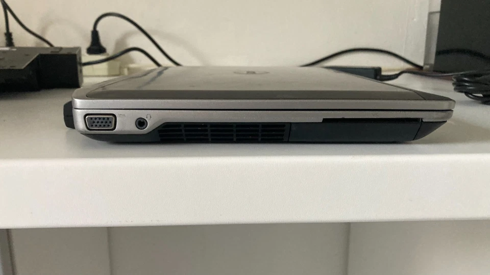 PC Portatile Dell Latitude E6320 – Completo di Accessori - Immagine 4 di 4