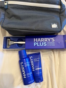 Harry's Shaving Kit for Men - Toiletry Bag, Razor, Foaming Shave Gel, Cleanser