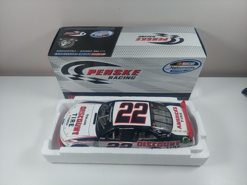 Brad Keselowski #22 Discount Tire 2013 NASCAR Lionel 1:24 DieCast Autographed - Picture 2 of 7