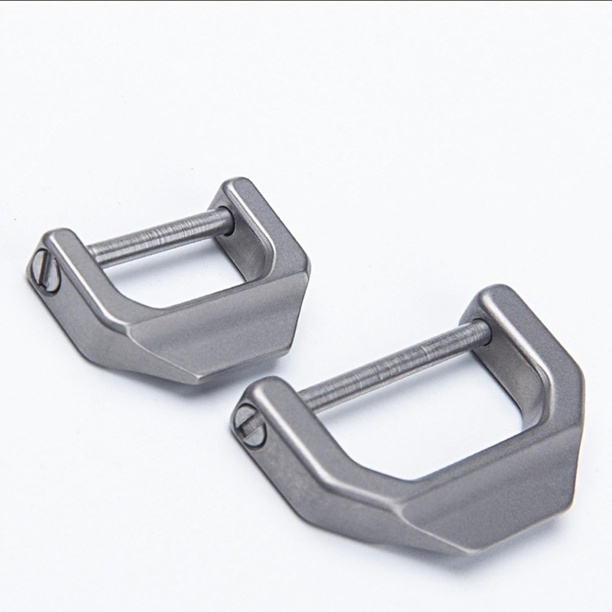 Titanium D Ring Keychain EDC Pry Bar Multi Tool Horseshoe