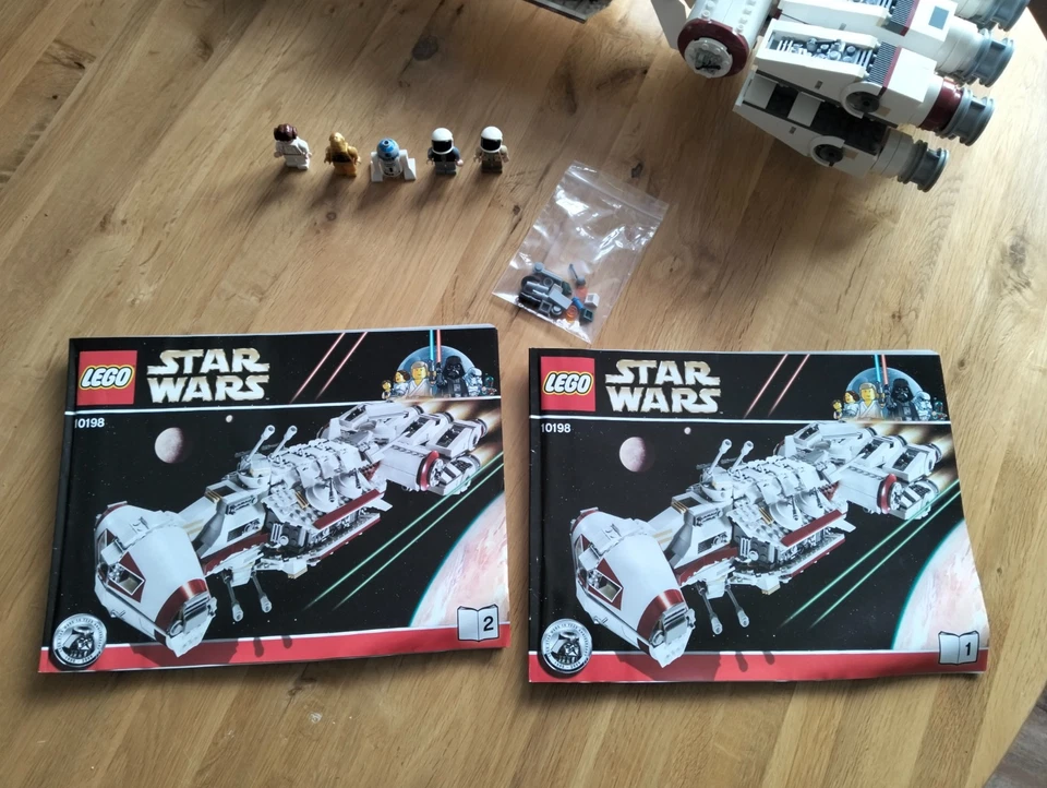 LEGO Star Wars: Tantive IV (10198) - Image 3 of 4