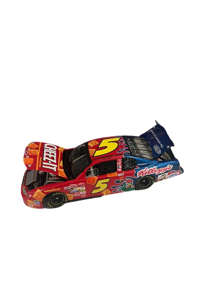 Terry Labonte #5 2002 Monte Carlo Kellogg's Cheez-It 1/24 Die Cast in Box - Image 4 of 4