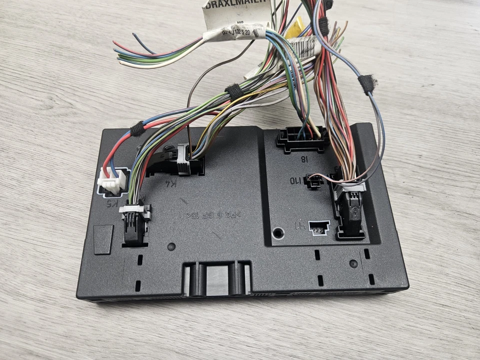 07-09 Mercedes W221 S450 S65 AMG maletero trasero SAM módulo de caja de fusibles 2215402462 OEM Foto 2 de 3