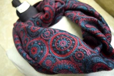 70% Pashmina 30% Silk Circle Infinity Scarf Geometric Red Blue