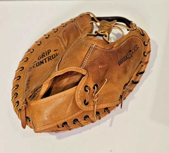 MacGregor Catcher Baseball Softball Gloves & Mitts for sale | eBay