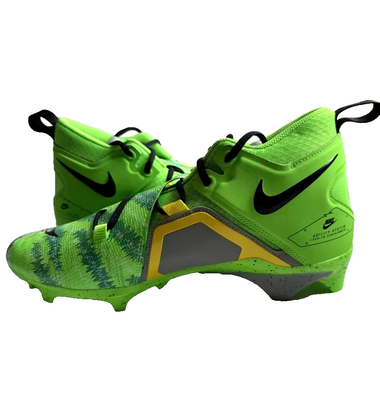NWOT Nike Alpha Menace Pro 3 Razor-Sharp Cuts Football  display picture 1