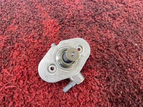 BMW F01 F06 F10 F07 F15 N63 S63 ENGINE HIGH PRESSURE FUEL PUMP OEM 95K - Picture 7 of 8