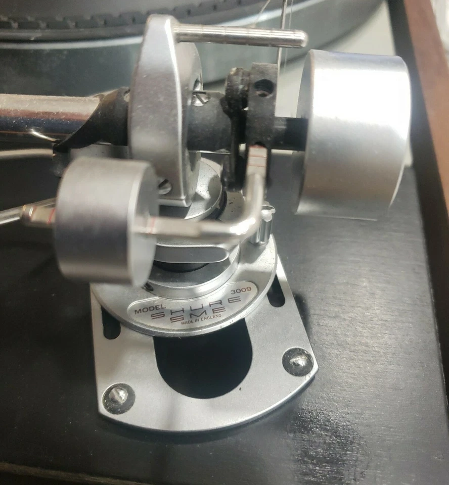 Tocadiscos Thorens TD 125 MKII con brazo SME 3009 y cartucho Shure V15 V-MR Foto 3 de 4